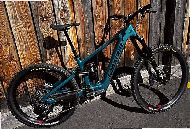 Santa Cruz Bullit 4 C SRAM GX AXS Reserve Wheels Size: Medium