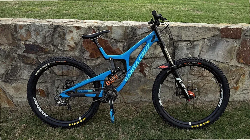 Santa Cruz V10cc